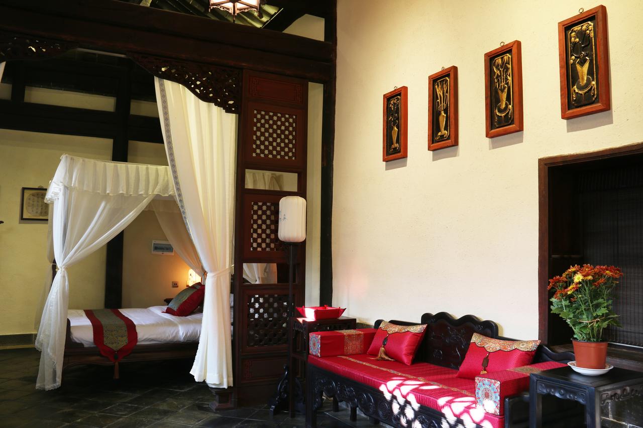 Jianshui Xiu Ju Xian TIng Guesthouse, dlx king room